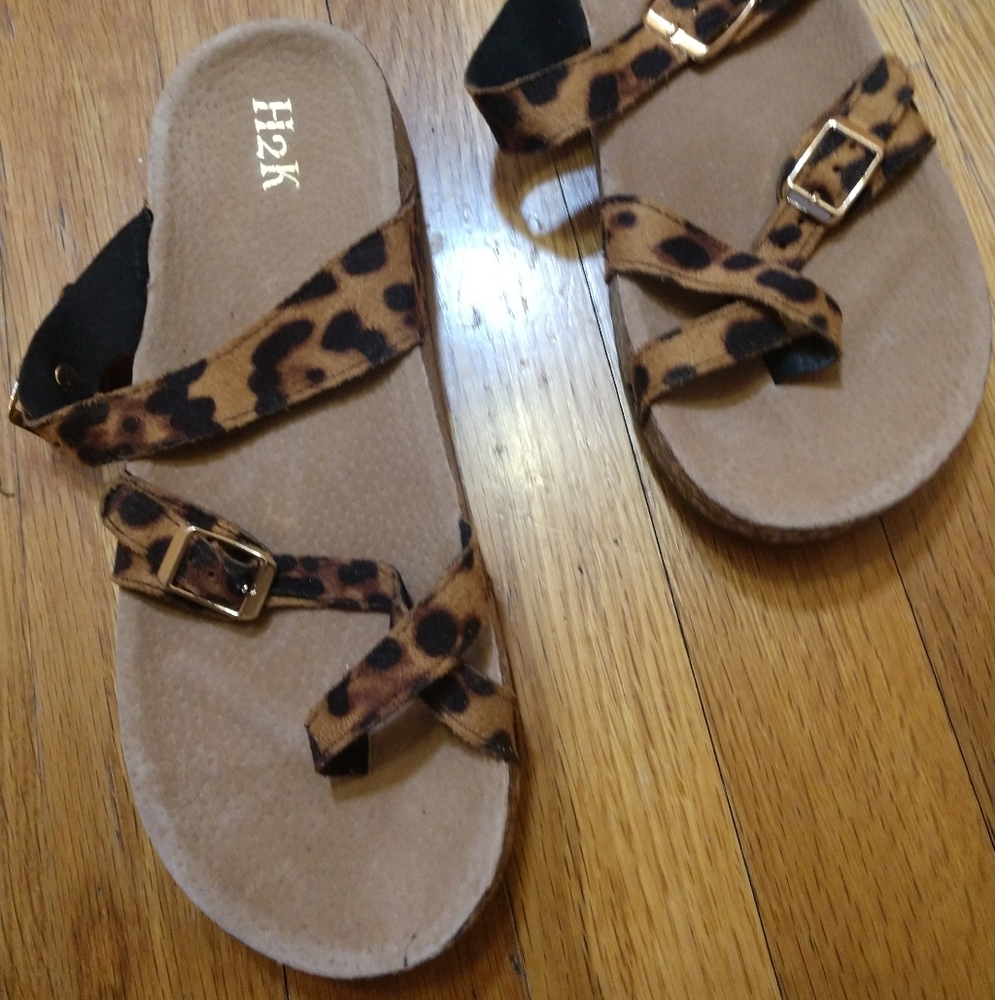 H2K Woman Shoe
